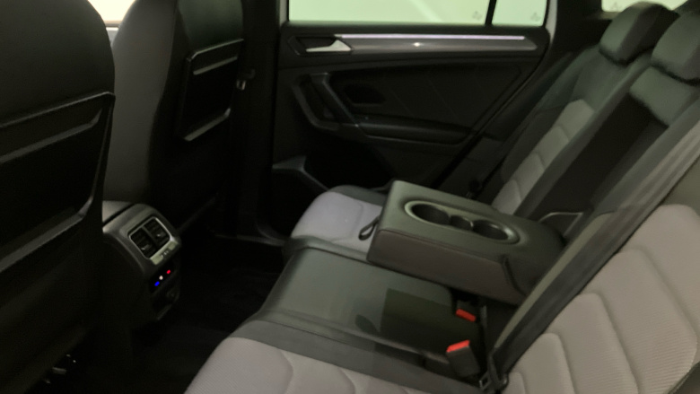 Volkswagen Tiguan 2.0 TDi 150 4Motion R-Line 5dr DSG Diesel Estate